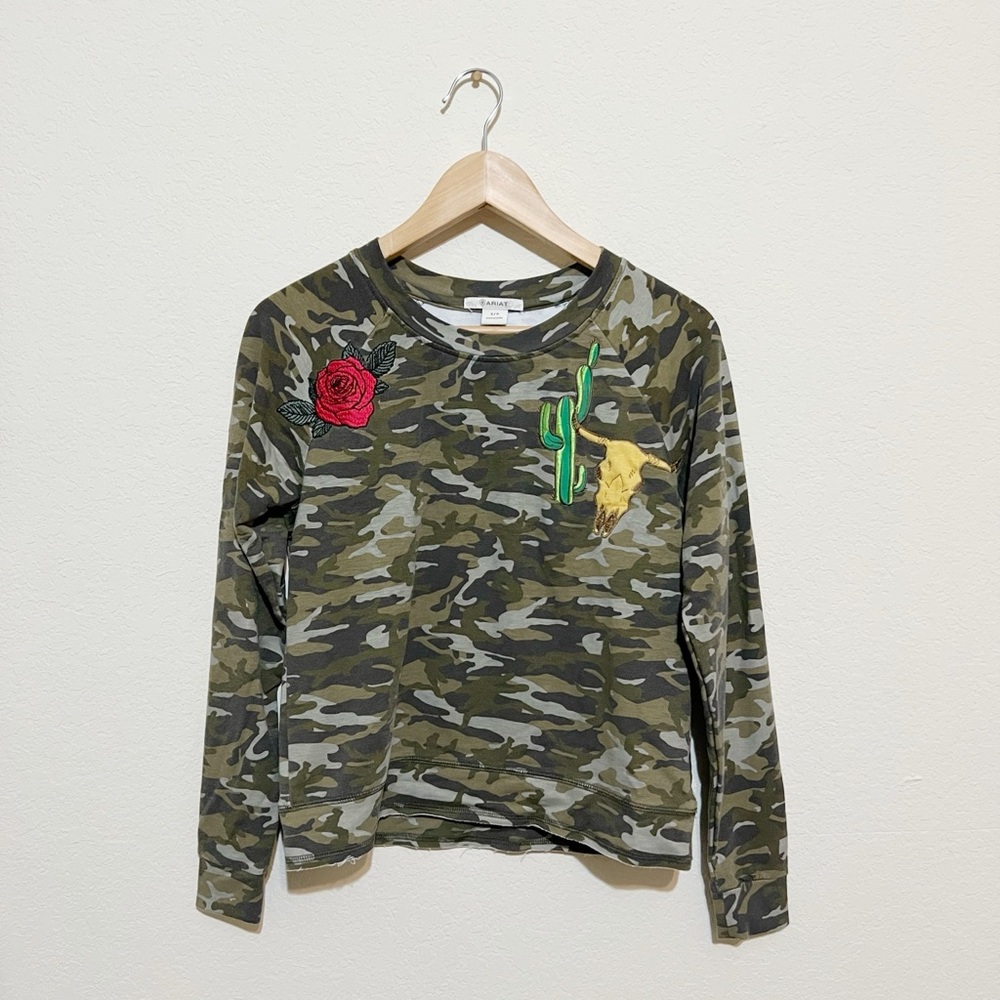 Ariat • Camo Long Sleeve Sweatshirt With Embroidery
